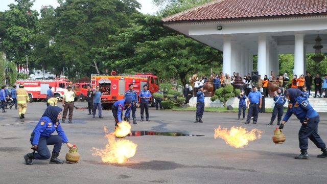 Peringati HUT ke-107 Damkar, Bupati Serang Ajak Tingkatkan Pengetahuan Mitigasi Bencana