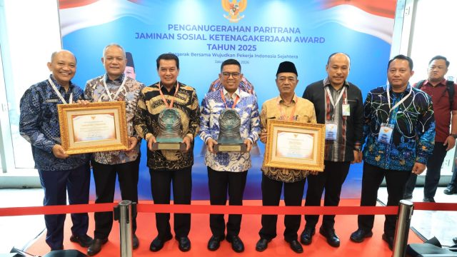 Provinsi Banten Raih Kategori Daerah Terbaik Jaminan Sosial Ketenagakerjaan Paritrana Award