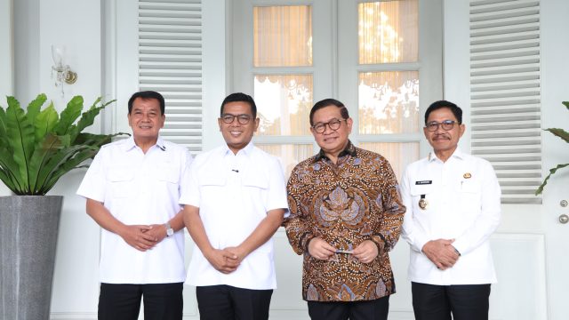 Perkuat Sinergi, Pemprov Banten dan DKI Jakarta Kolaborasi Atasi Banjir serta Sampah
