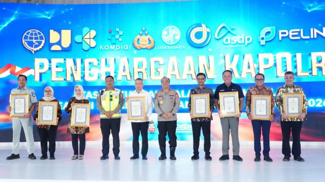 Polri Beri Penghargaan kepada Kementerian dan Lembaga Pendukung Operasi Ketupat 2026, Perkuat Sinergi untuk Keselamatan Masyarakat