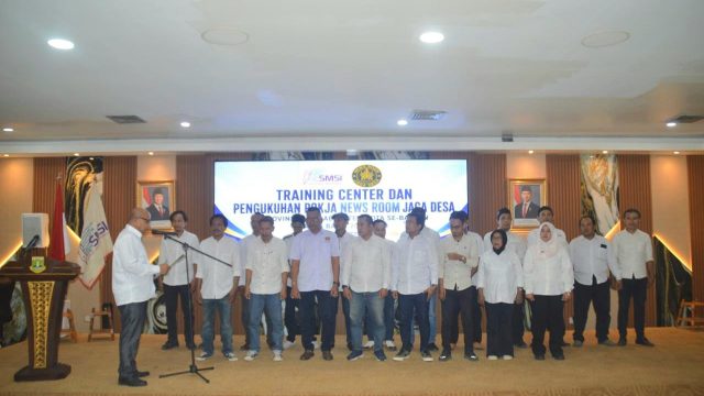 Perkuat Jejaring Informasi Desa, Lesman Bangun Resmi Melantik Pengurus Pokja Jaga Desa Kabupaten/Kota se-Banten