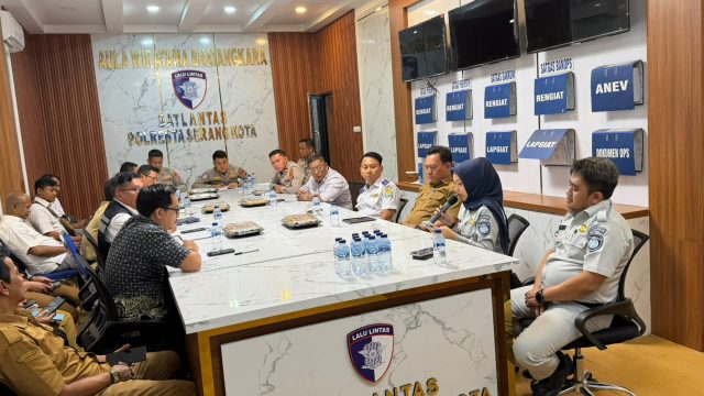 Jasa Raharja Perkuat Komitmen Keselamatan Melalui Forum Keselamatan Lalu Lintas Kota Serang