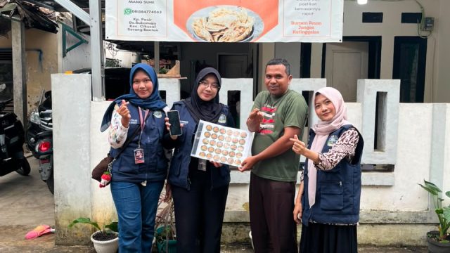 Penguatan Branding Jadi Langkah KKM 43 Majukan UMKM Keripik Tempe Mang Suhe