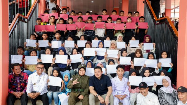 Belajar dari Keterbatasan, Andra Soni Permudah Akses Pendidikan Anak-anak di Banten