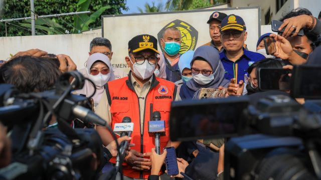 Pantau Gunung Anak Krakatau, Gubernur Banten Andra Soni: Prioritas Utama Keselamatan Masyarakat