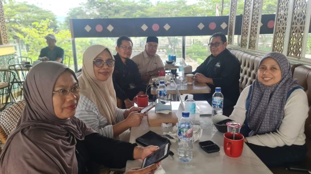 Saat Anak Krakatau Memaksa Ketum SMSI Bertahan di Aceh