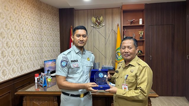 JASA RAHARJA TANGERANG LAKUKAN AUDIENSI DENGAN SEKDA KOTA TANGERANG UNTUK OPTIMALISASI PENERIMAAN PKB & SWDKLLJ