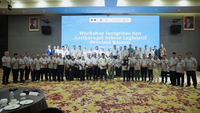 KPK Gelar Workshop Integritas untuk Anggota DPRD Banten Beserta Pasangan di Aston Serang